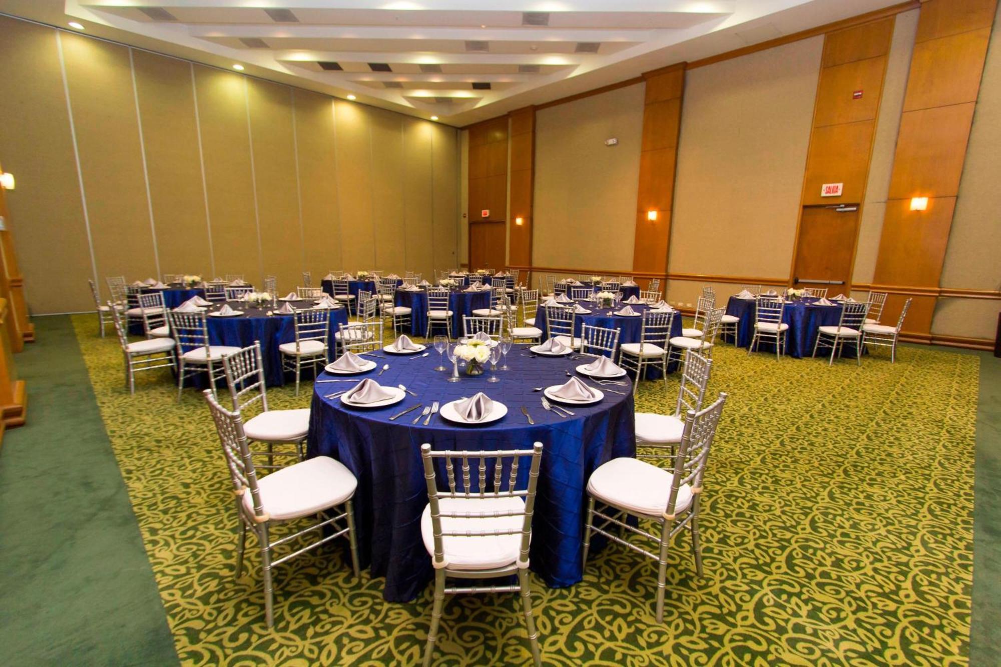 Courtyard Monterrey San Jeronimo Hotel Ngoại thất bức ảnh