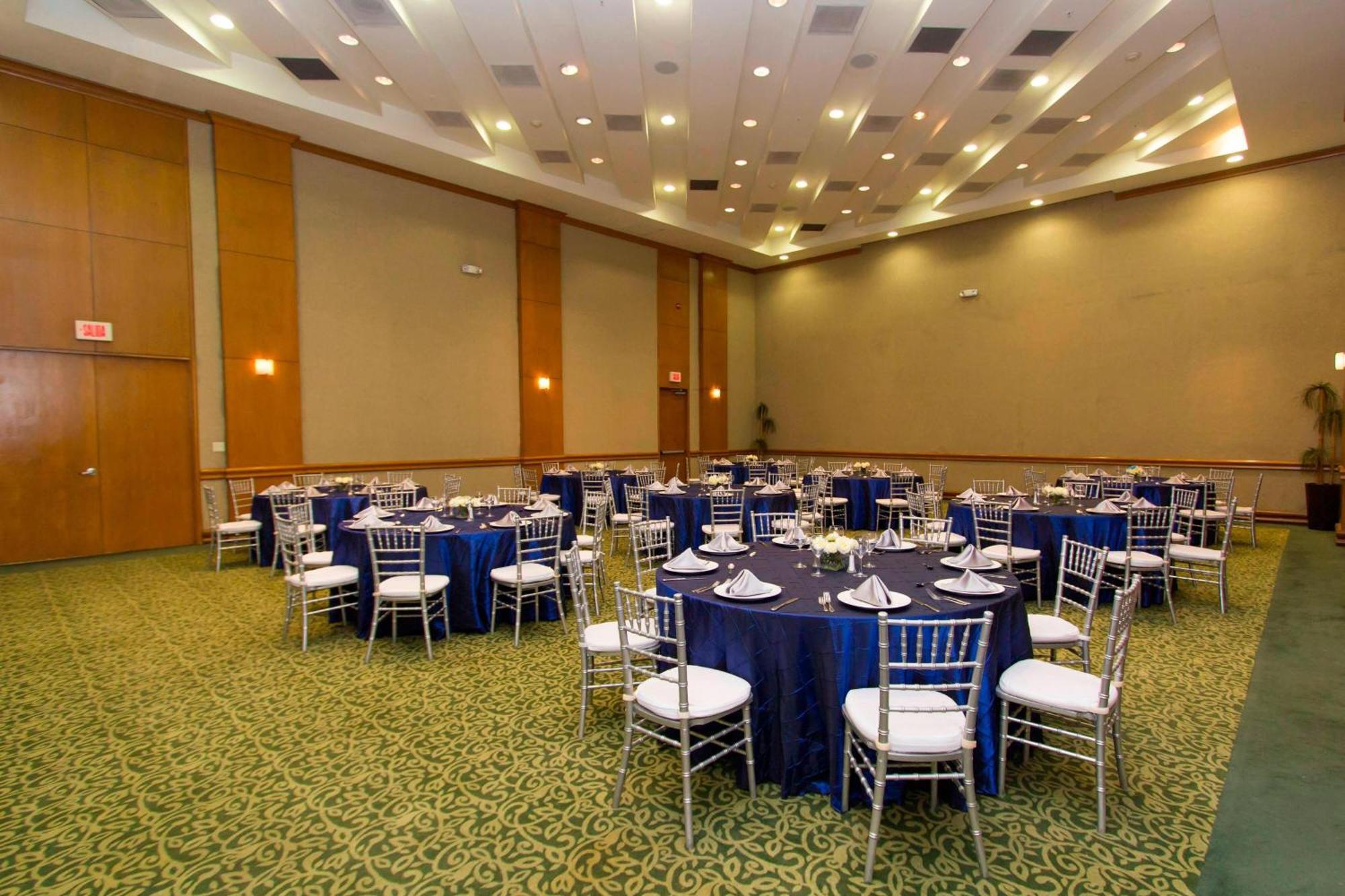 Courtyard Monterrey San Jeronimo Hotel Ngoại thất bức ảnh