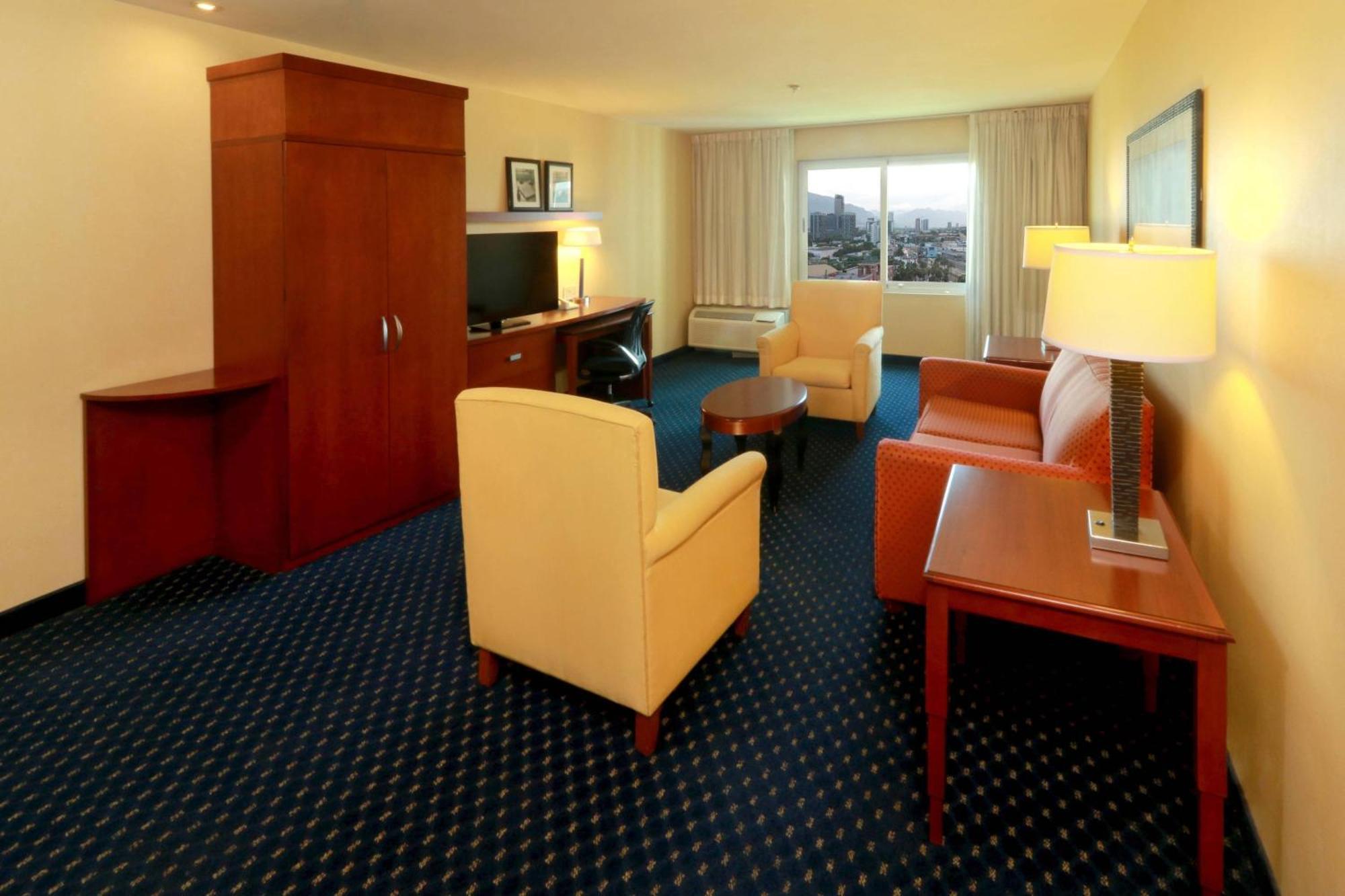 Courtyard Monterrey San Jeronimo Hotel Ngoại thất bức ảnh